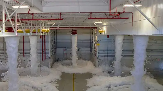 Пінне пожежогасіння: типи, принципи роботи та особливості