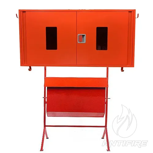 Стенд пожежний з щитом закритого типу 