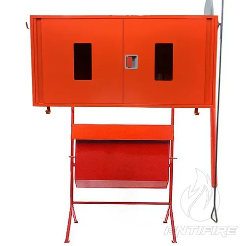 Стенд пожарный закрытого типа с перекидным ящиком для песка (с комплектацией) 