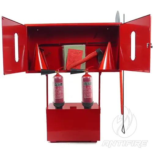 Стенд пожежний з щитом закритого типу стаціонарний (комплект 6) + 2 Вогнегасника вуглекислотних ВВК-3,5 (ОУ-5) 